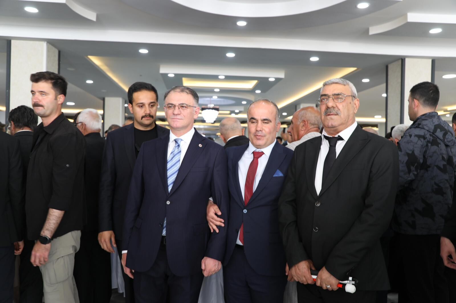 Van’da Yoğun Katılımlı Resmi Bayramlaşma (2)