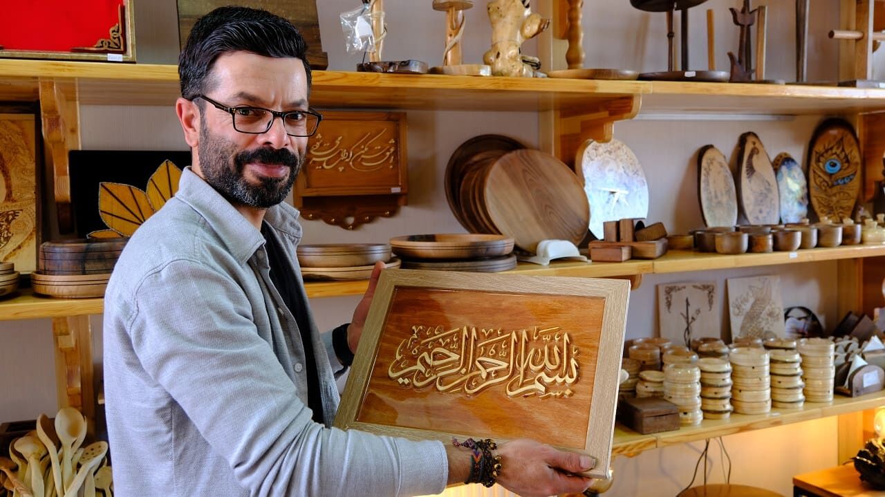Bahçesaray’ın Ceviz Ağaçları Sanat Eserine Dönüşüyor! (6)