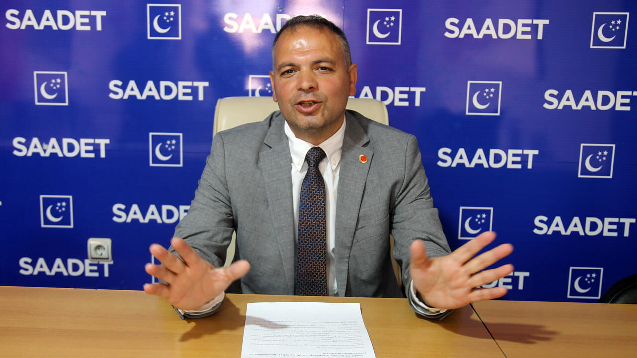 Başkan İlhan Türkiye'nin En Pahalı Suyu Van'da Satılıyor (2)