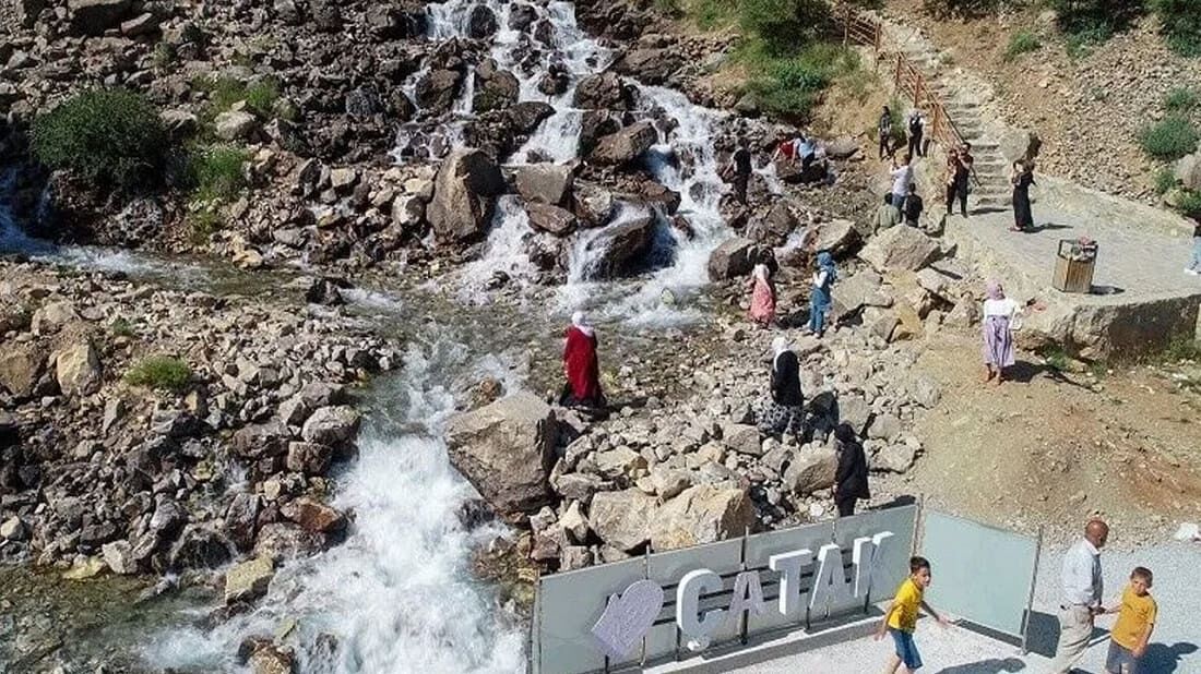 Bayram Tatilinde Van’ın Tarihi Ve Doğal Güzelliklerine Yoğun Ilgi (5)