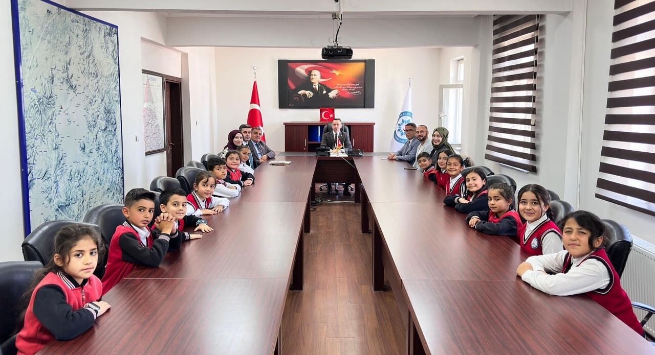 Çaldıran’da Geleceğin Yazarları Yetişiyor (2)