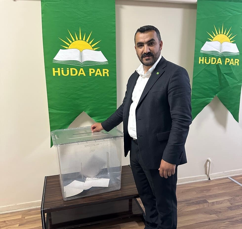 Hüda Par İpekyolu İlçe Başkanı Bor Güven Tazeledi! (2)