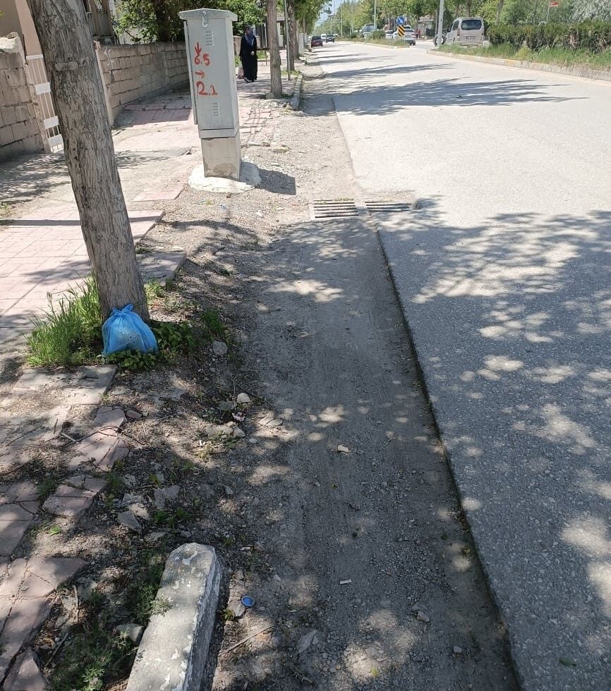 Türkiye'nin En Bozuk (Uzun) Caddesi Van'da… (3)