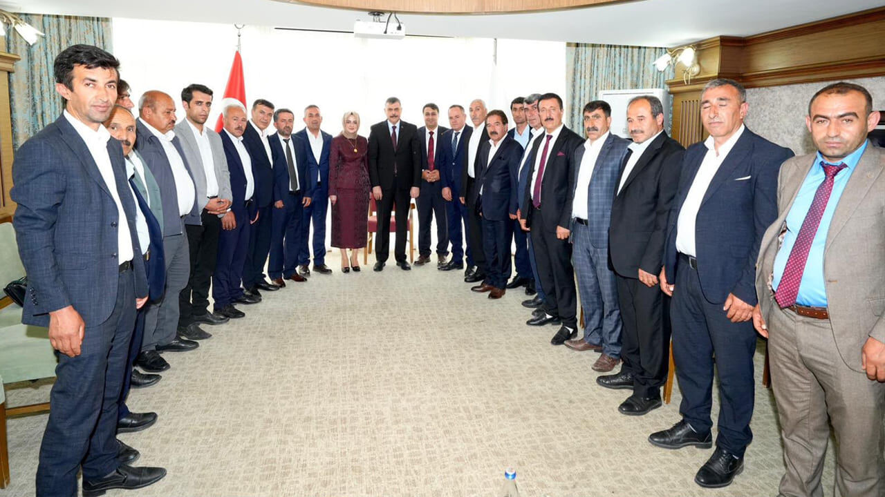 Van Bahçesaray Heyetinden Ankara’ya Çıkarma (1)