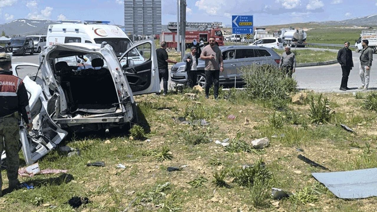 Van’da 1 Kişi Hayatını Kaybetti, 336 Kişi Yaralandı (7)