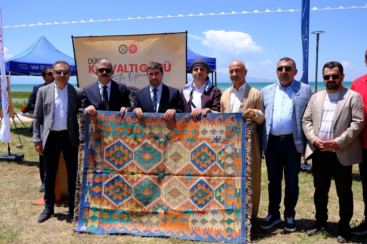 Van’da Dünya Kahvaltı Günü Kutlandı (11)