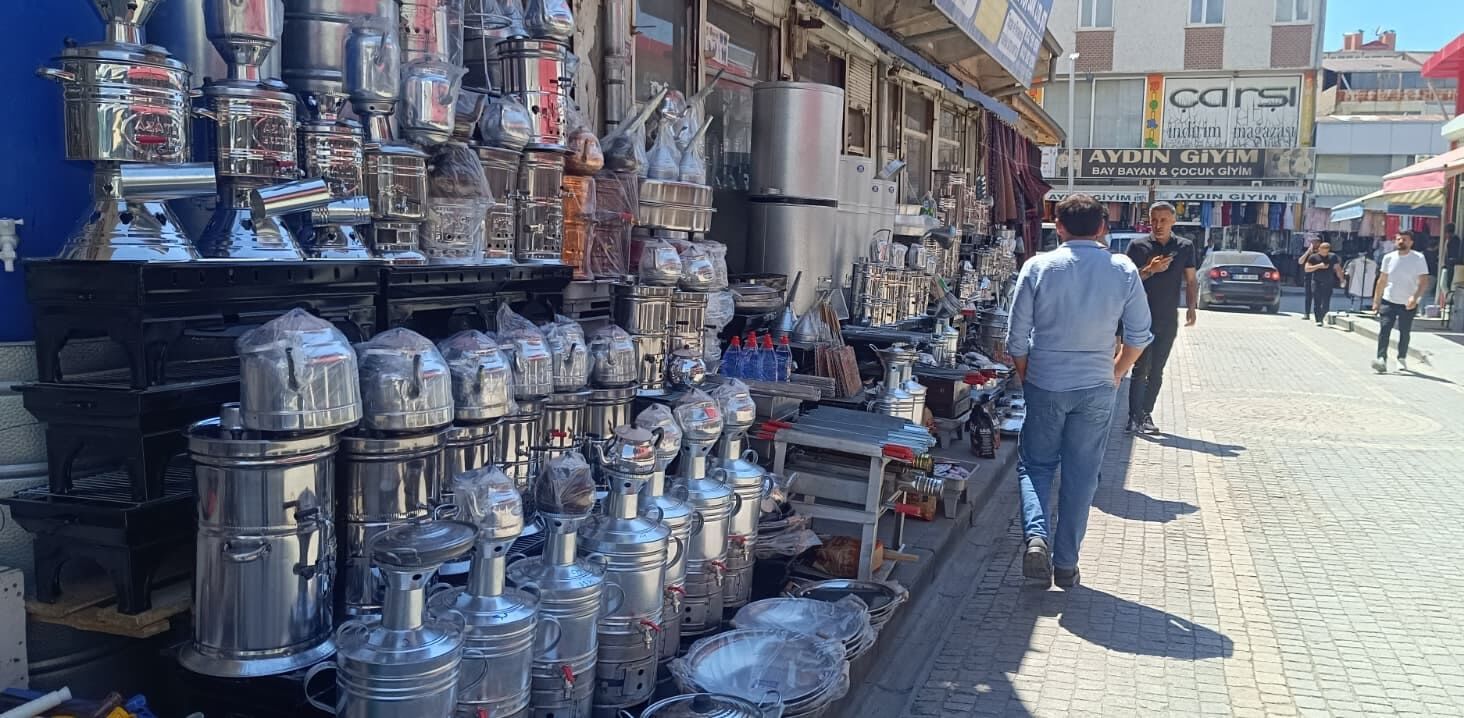 Van’da Piknik Sezonu Başladı! Mangal Ve Semaverlere Ilgi Arttı (3)