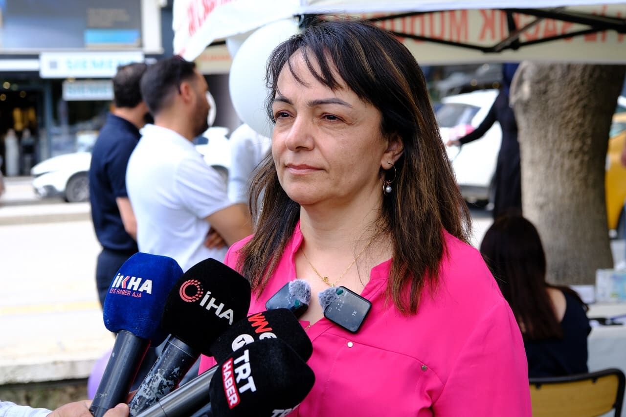 Van’da Sağlıklı Yaşam Stantları Kuruldu Vatandaşlara 3 Farklı Test Uygulanıyor (3)