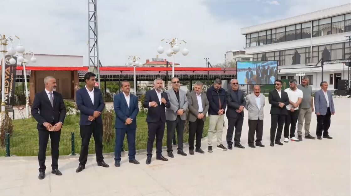 Van’ın Ilçesi Ama Van’a Gelmek Için Başka Şehirden Geçiyorlar (1)