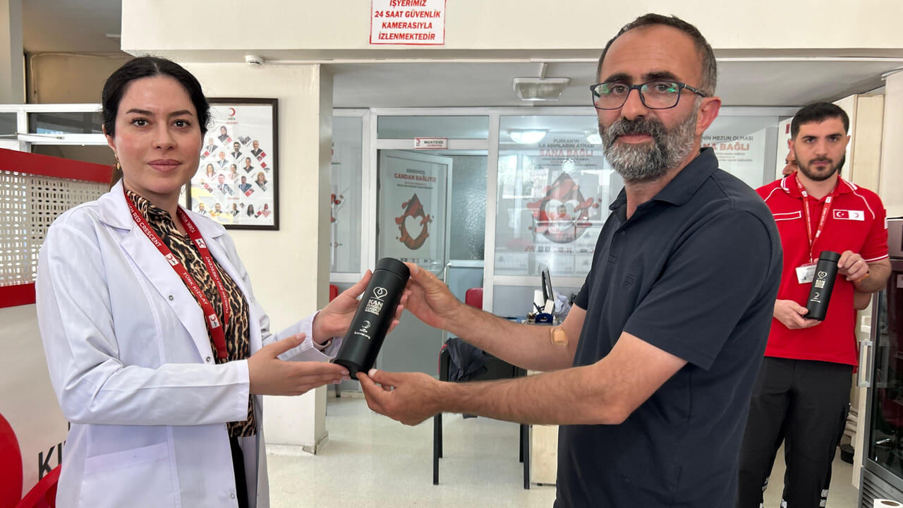 Vanlı Gazeteciler Kan Bağışında Bulundu (1)