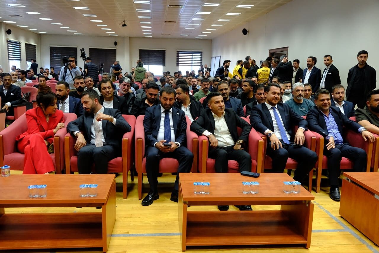 Vanspor'un Yeni Başkanı Belli Oldu (2)