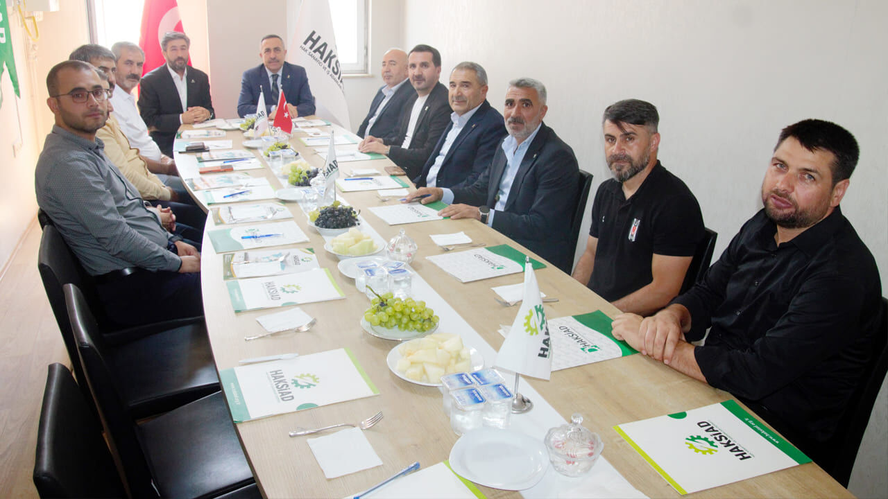 Ak Parti Van İl Başkanı Arvas’tan Haksi̇ad’a Ziyaret (2)