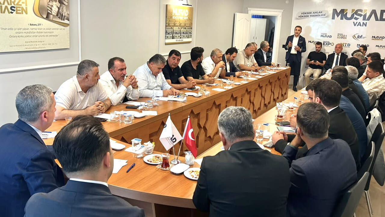 Bakan Yardımcısı Gürcan’dan Müsi̇ad Van Şubesi’ne Ziyaret (2)