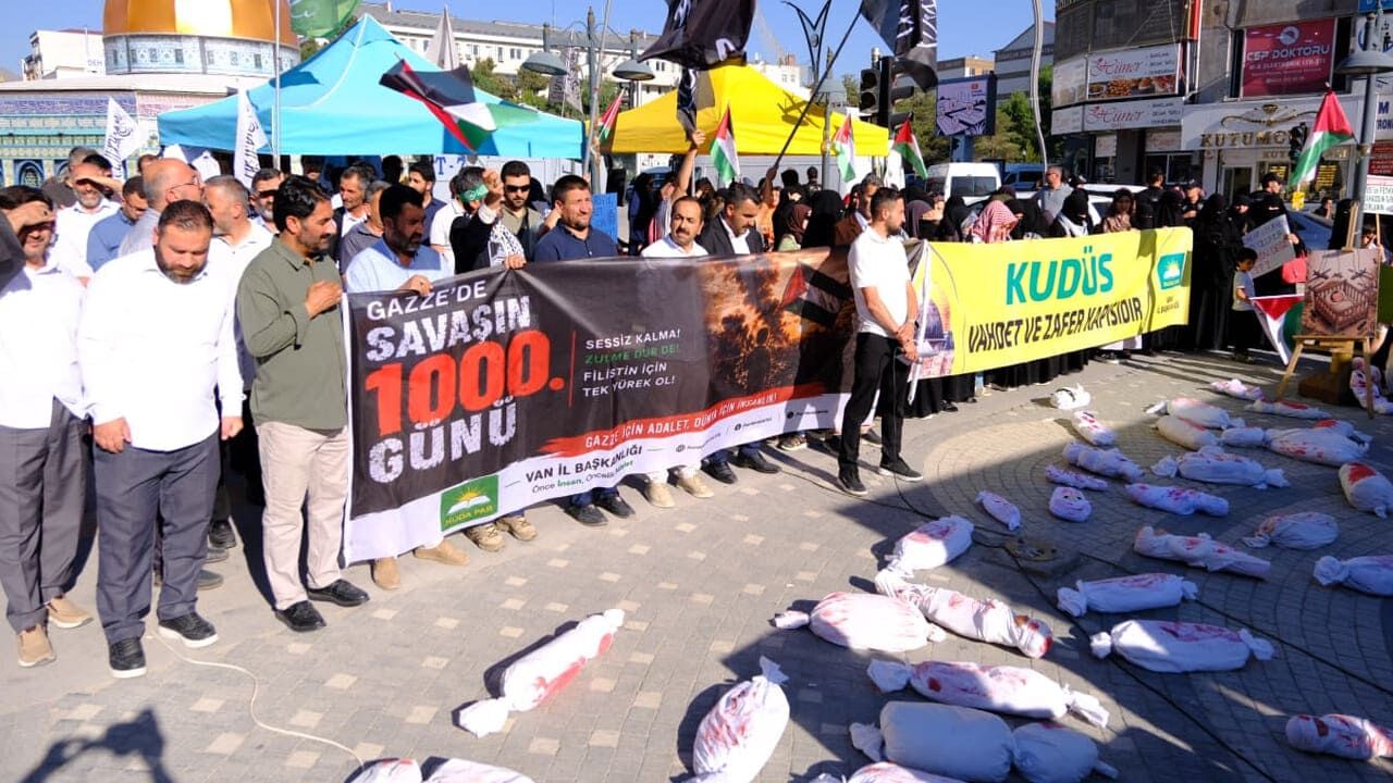 Hüda Par Van İl Başkanlığı Gazze’de 1000 Gündür Katliam Sürüyor (4)