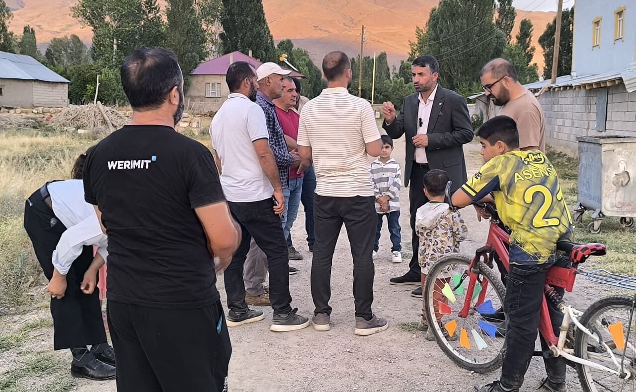 Hüda Par’dan Vaski̇’ye Tepki Muradiye'de 150 Hane Yıllardır Kanalizasyon Bekliyor (6)