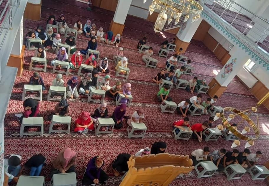 Tuşba’da Kur’an Kursu Öğrencileri Kahvaltıda Buluştu (1)