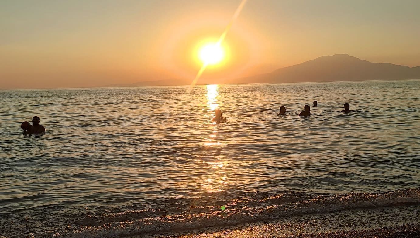 Van Gölü’nde Kartpostallık Gün Batımı Büyüledi (2)