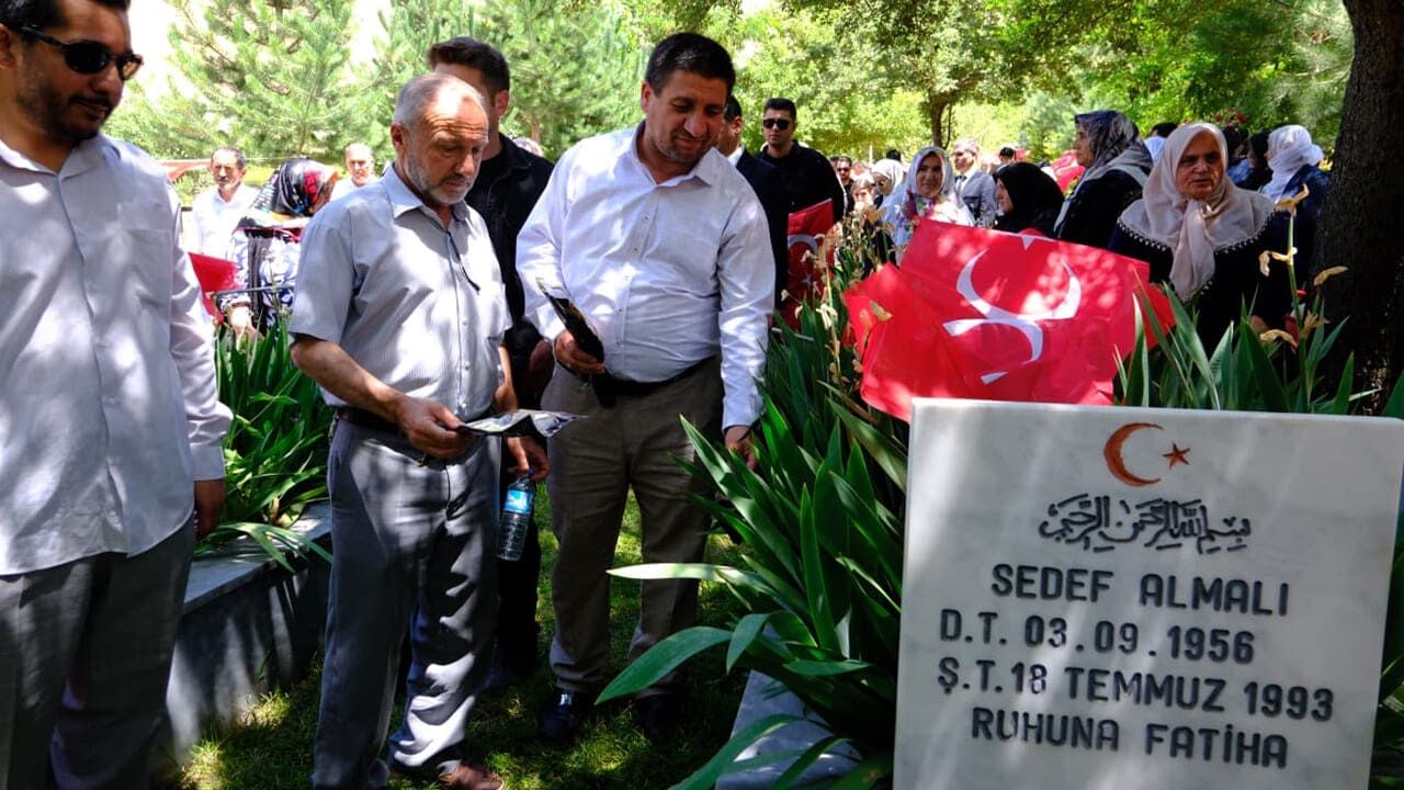 Van Sündüz Yaylası'nda Şehit Edilen 24 Kişi Törenle Anıldı (11)