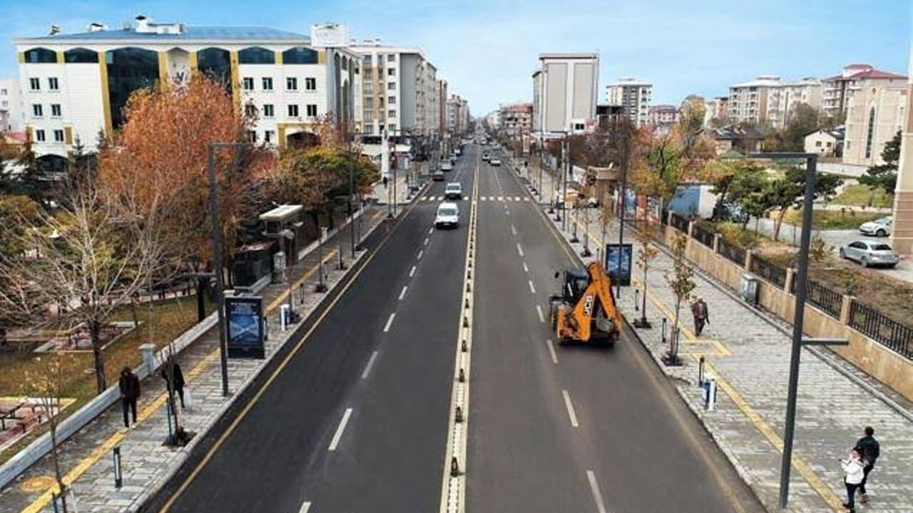 Van’da bazı caddeler trafiğe kapatılıyor