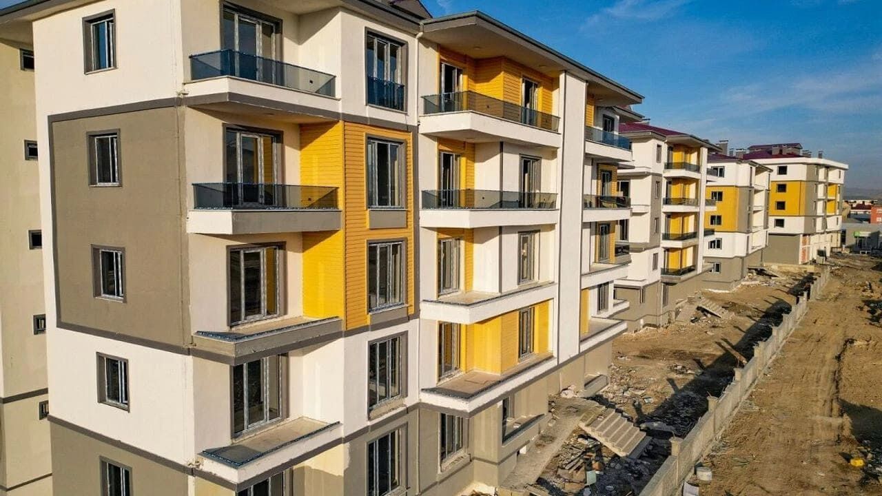Van'da Belediye 53 Daireyi Satışa Çıkardı! Fiyatlar Dikkat Çekiyor (9)