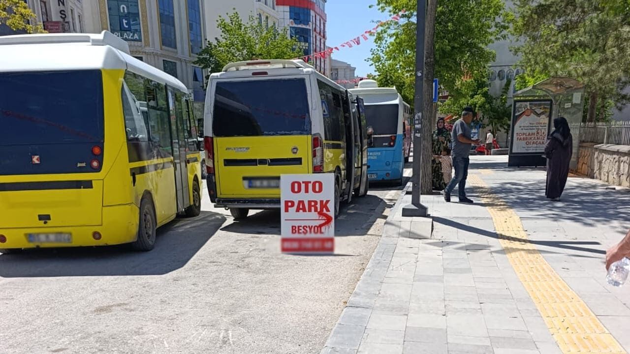Van’da Eski Halk Eğitim Merkezi Alanı Otopark Oluyor! (4)