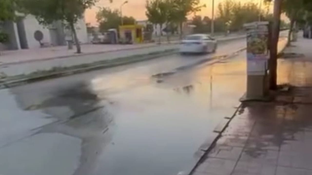 Van'da Günlerdir Süren Su Patlağı Tepki Çekiyor (2)