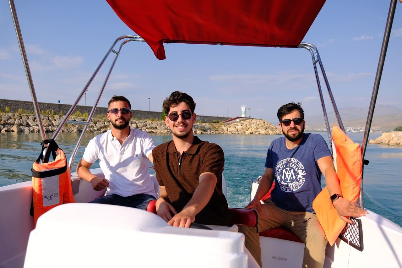 Van'da Ilk Fiber Tekne Üretimi Başladı! (3)