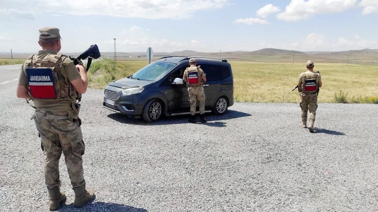 Van'da Jandarma Kontrol Noktaları Kaldırıldı (1)