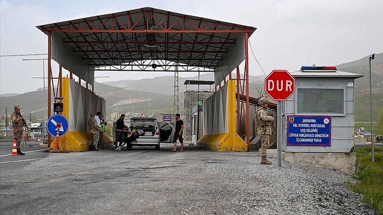 Van'da Jandarma Kontrol Noktaları Kaldırıldı (2)