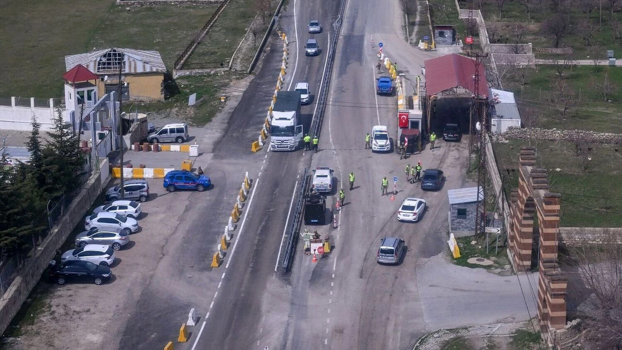 Van'da Jandarma Kontrol Noktaları Kaldırıldı (4)
