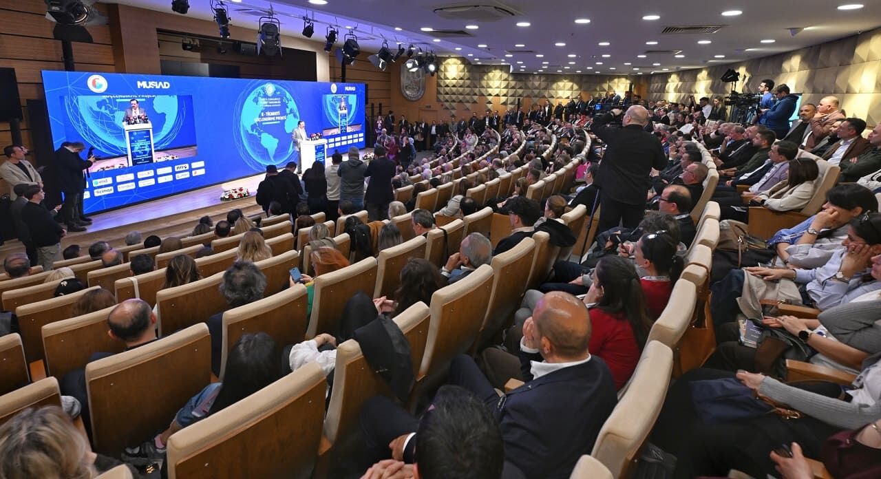 Van’da Kobi̇ Ve Girişimcilere E Ticaret Eğitimi! 150 Bin Tl Ödül Verilecek (2)