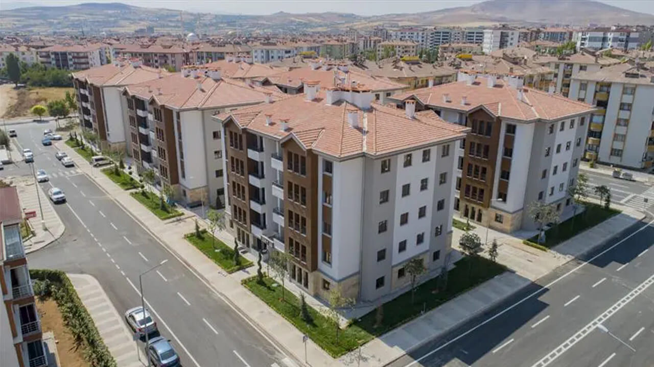 Van’da Kurasız Toki̇ Satışında Son Günler (2)