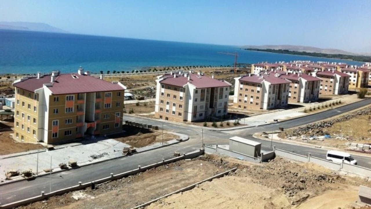 Van’da Kurasız Toki̇ Satışında Son Günler (3)