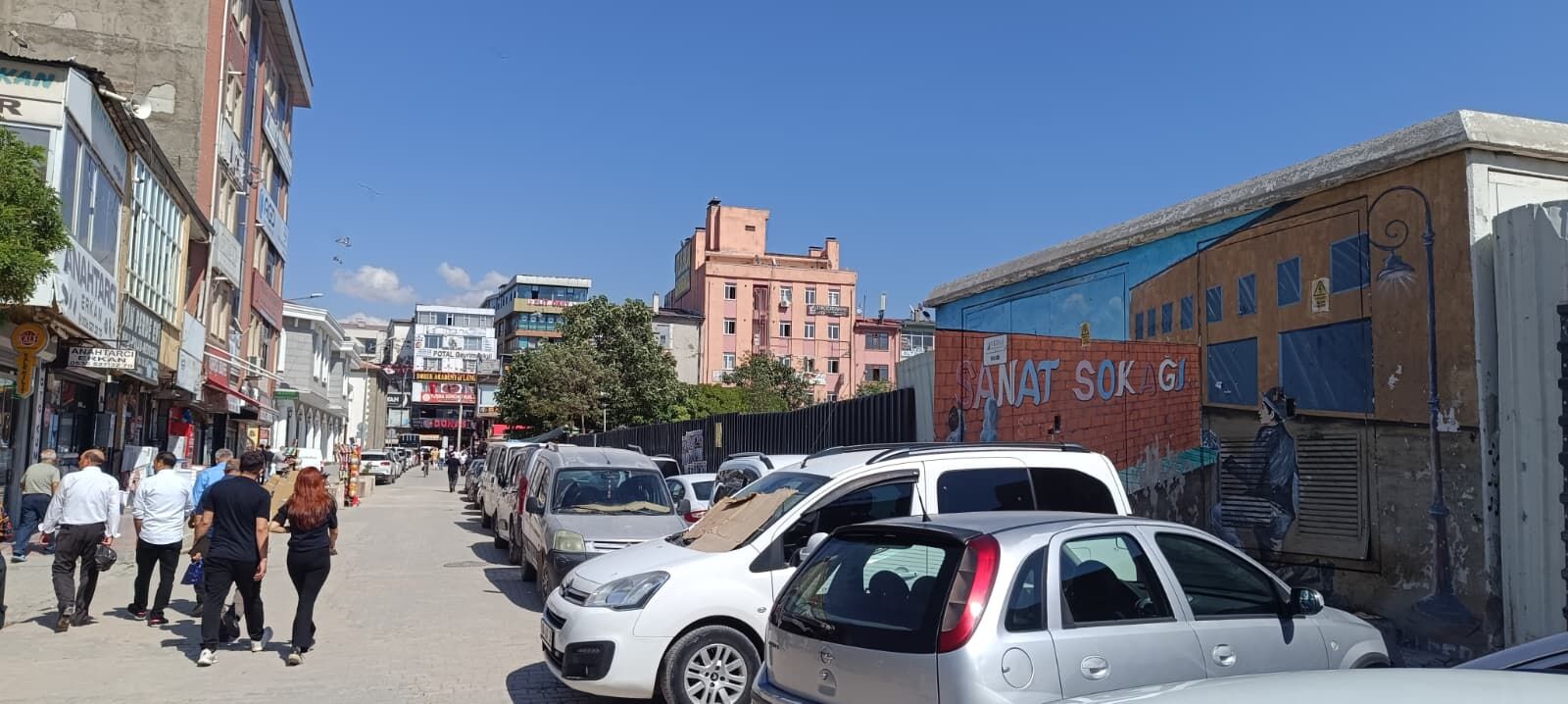 Van'da Otopark Sorununa Nefes Aldıracak Projede Ilk Kazma Vuruldu (3)