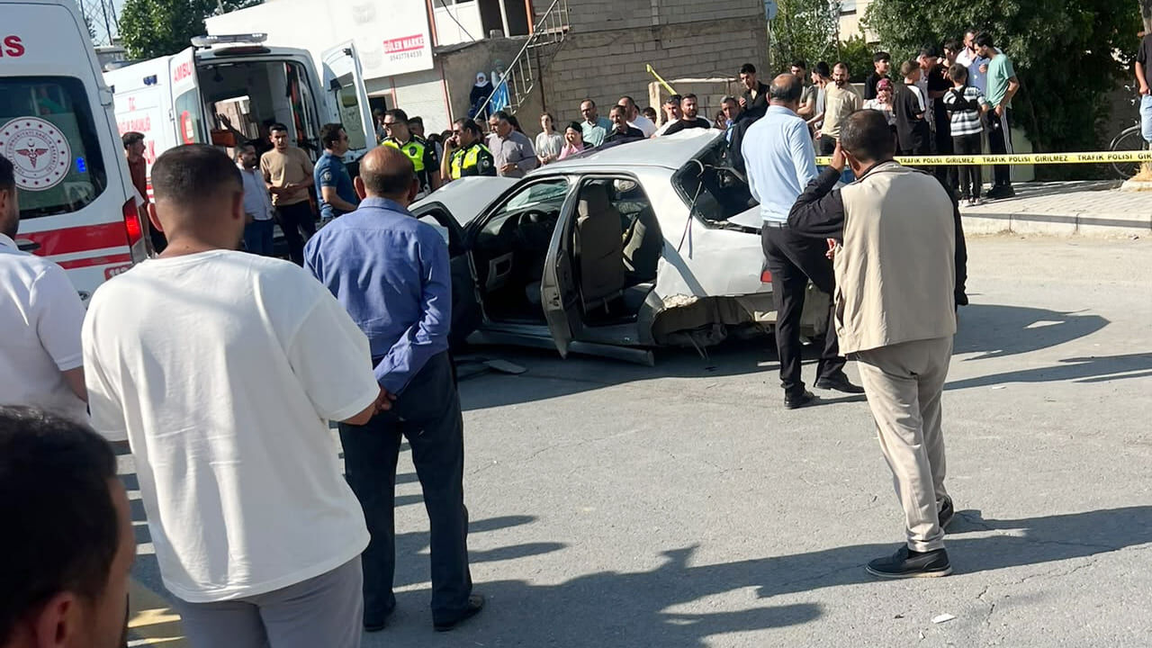 Van’da Son Dakika! Kurubaş’ta Kaza Ölü Ve Yaralılar Var (1)