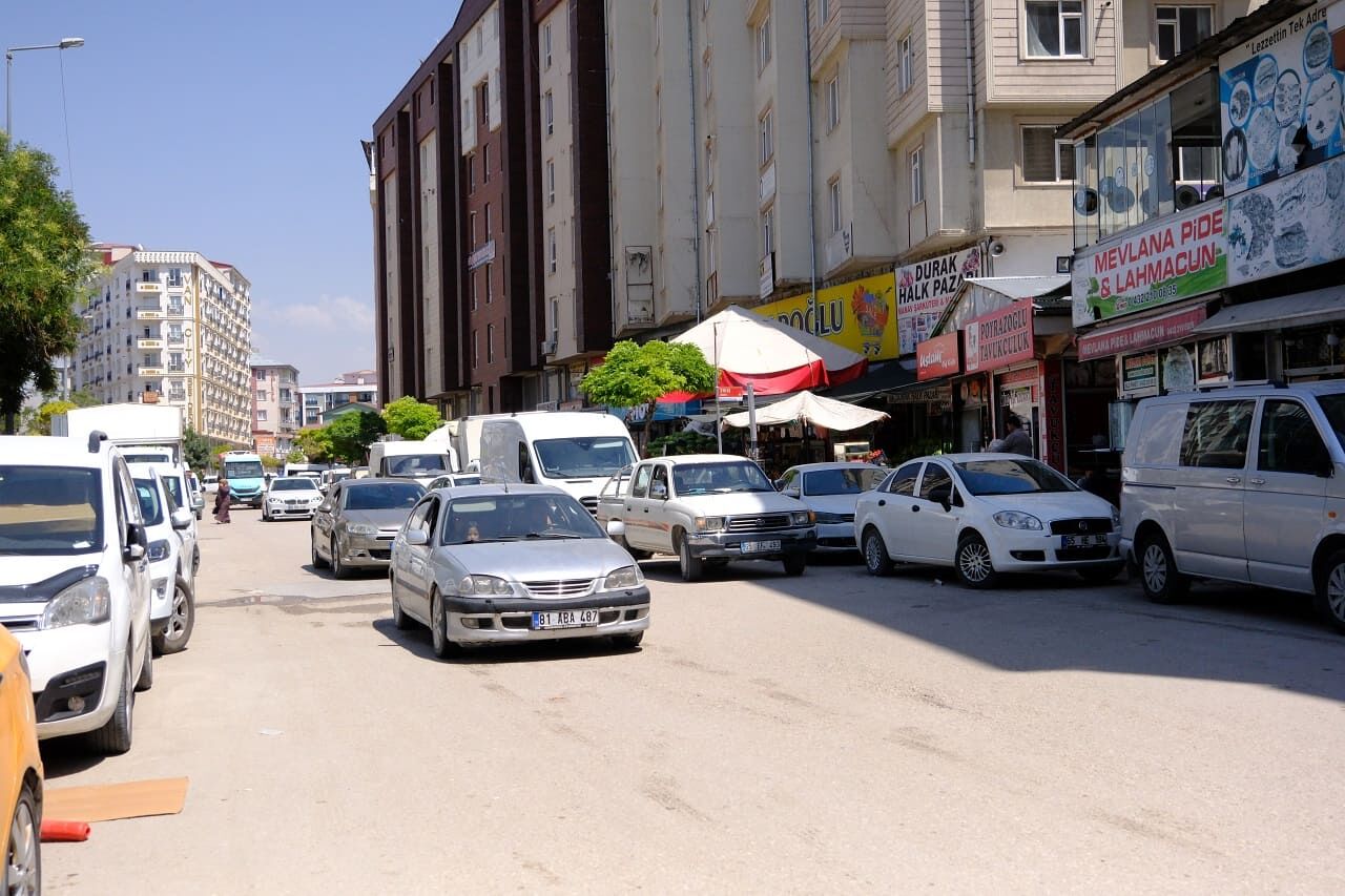 Van’da Tek Yön Uygulaması Ters Tepti! Trafik Kilitlendi, Esnaf Iş Yapamaz Hale Geldi (6)