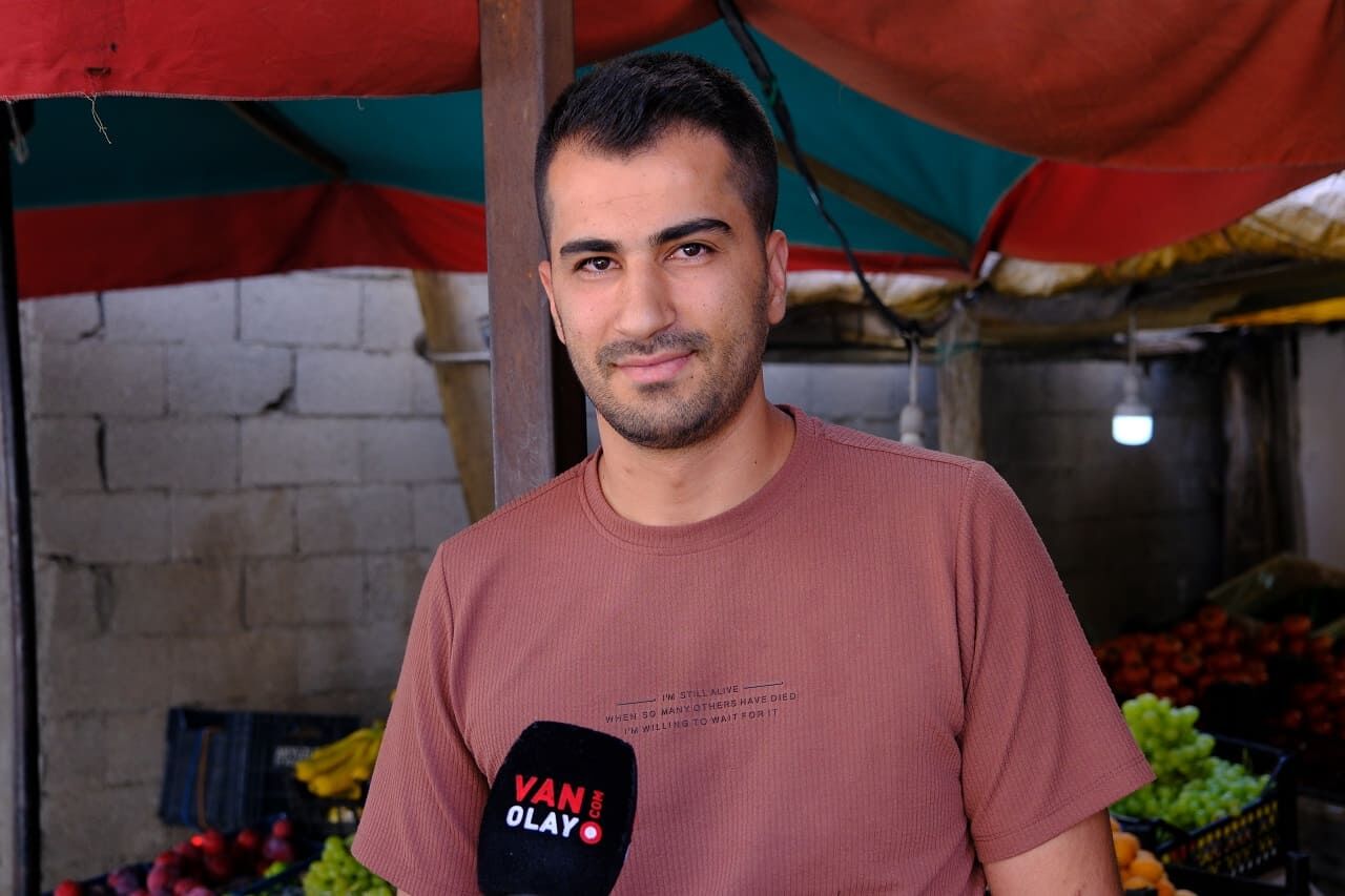Van’da Tek Yön Uygulaması Ters Tepti! Trafik Kilitlendi, Esnaf Iş Yapamaz Hale Geldi (8)