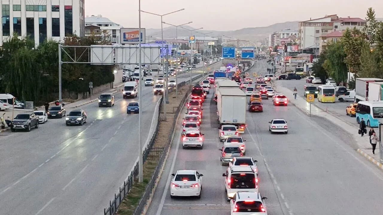 Van’daki Sayı 100 Bine Yaklaştı (1)