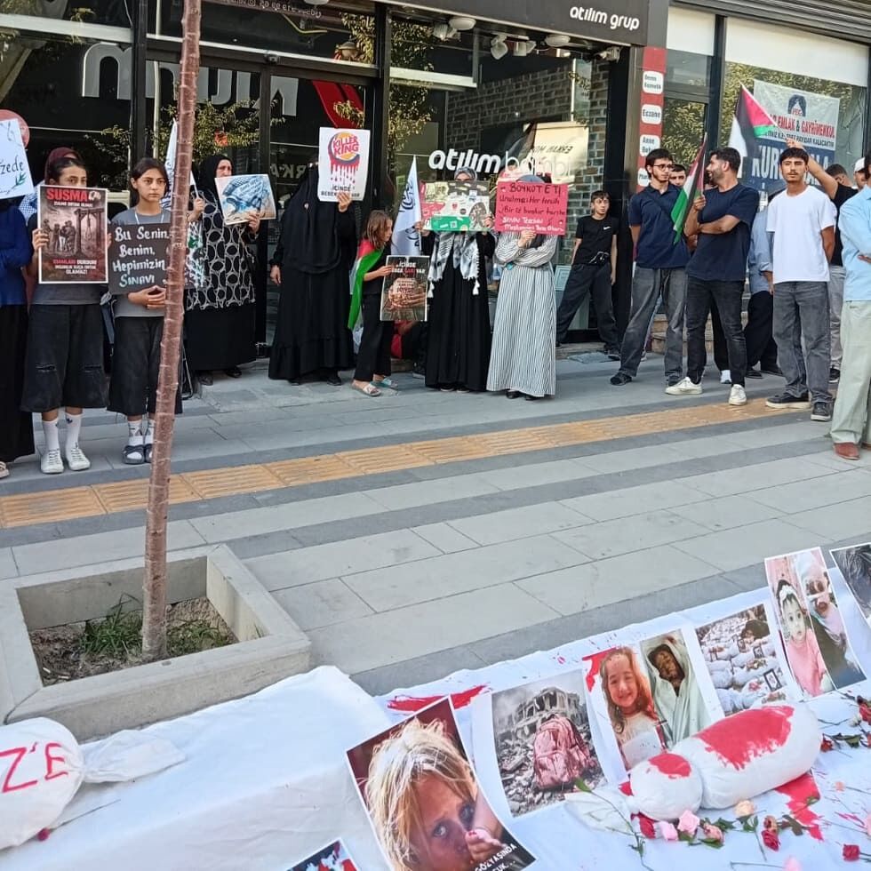 Vicdan Nöbeti Sürüyor “Burger King’i Van’da Istemiyoruz” (5)