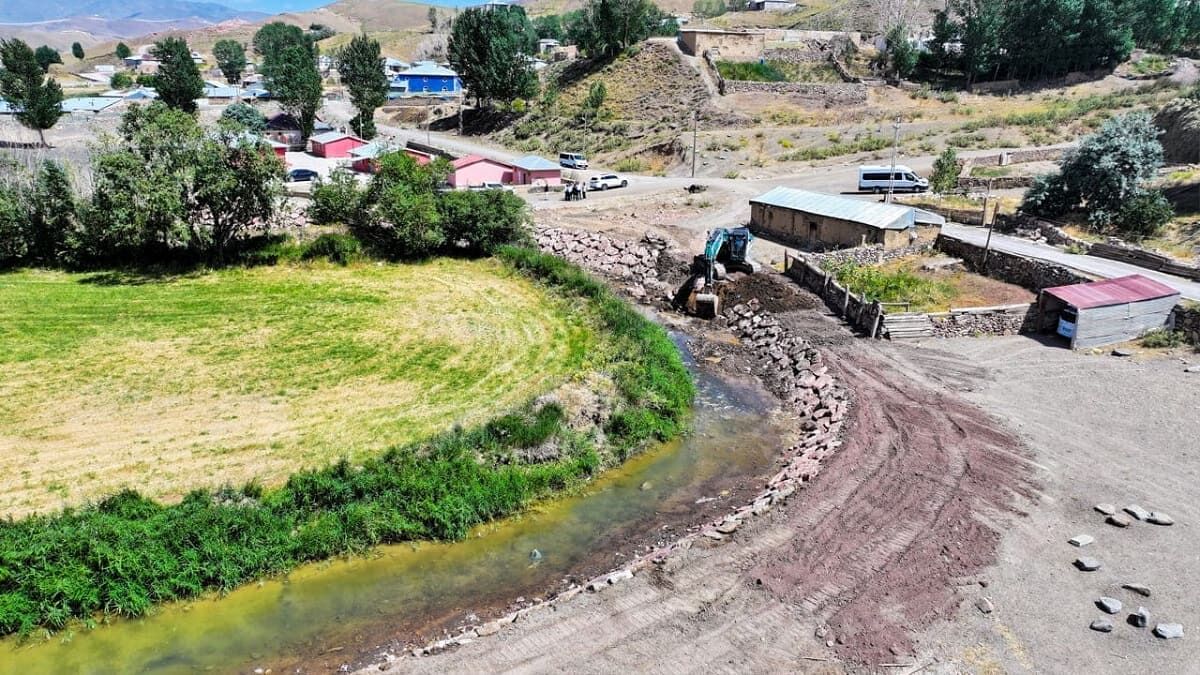 DSİ’den Özalp ve Saray’da taşkınlara karşı önlem