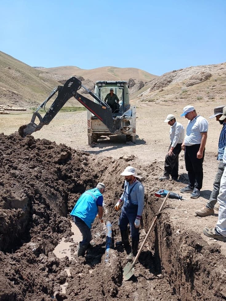 Gürpınar’da 3 Mahallenin Içme Suyu Altyapısı Onarıldı! (3)