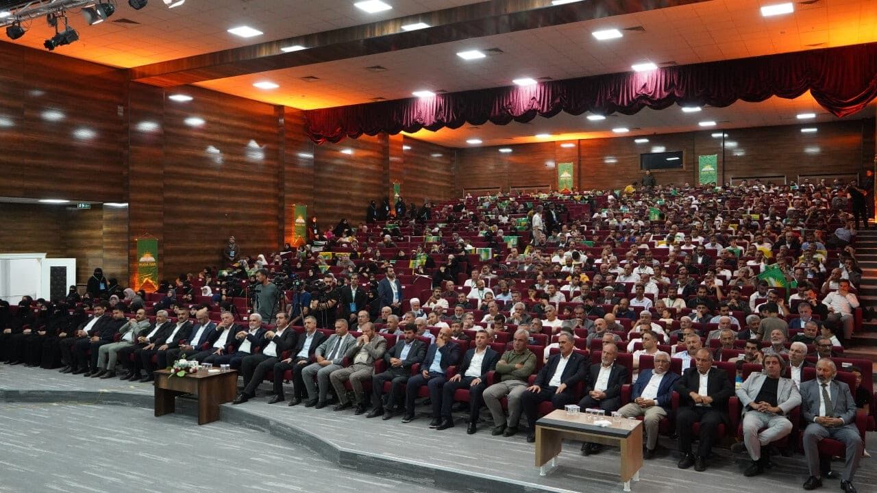 Hüda Par Genel Başkanı Yapıcıoğlu Van’da Konuştu Şiddet Bitecek, Silah Susacak, Kardeşlik Konuşacak (5)