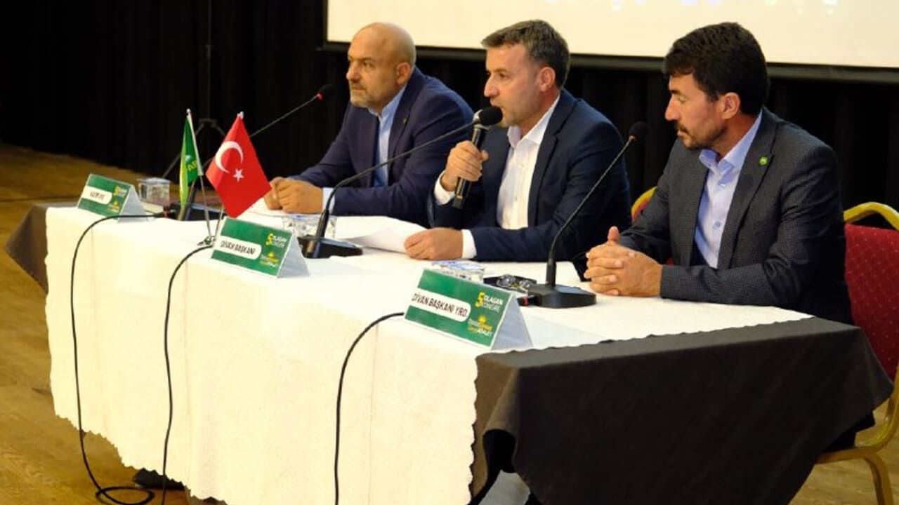 Hüda Par Van İl Başkanı Sayğın Yeniden Güven Tazeledi (11)