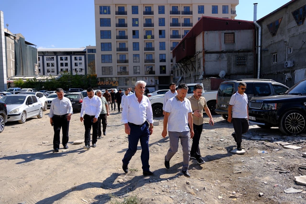 Hüda Par Van’da Yıllardır Çözülemeyen Mülkiyet Sorununu Gündeme Taşıdı (3)