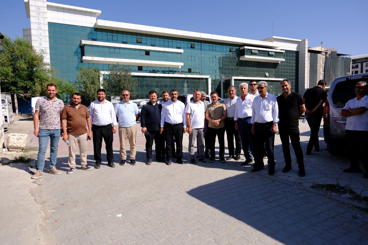 Hüda Par Van’da Yıllardır Çözülemeyen Mülkiyet Sorununu Gündeme Taşıdı (5)