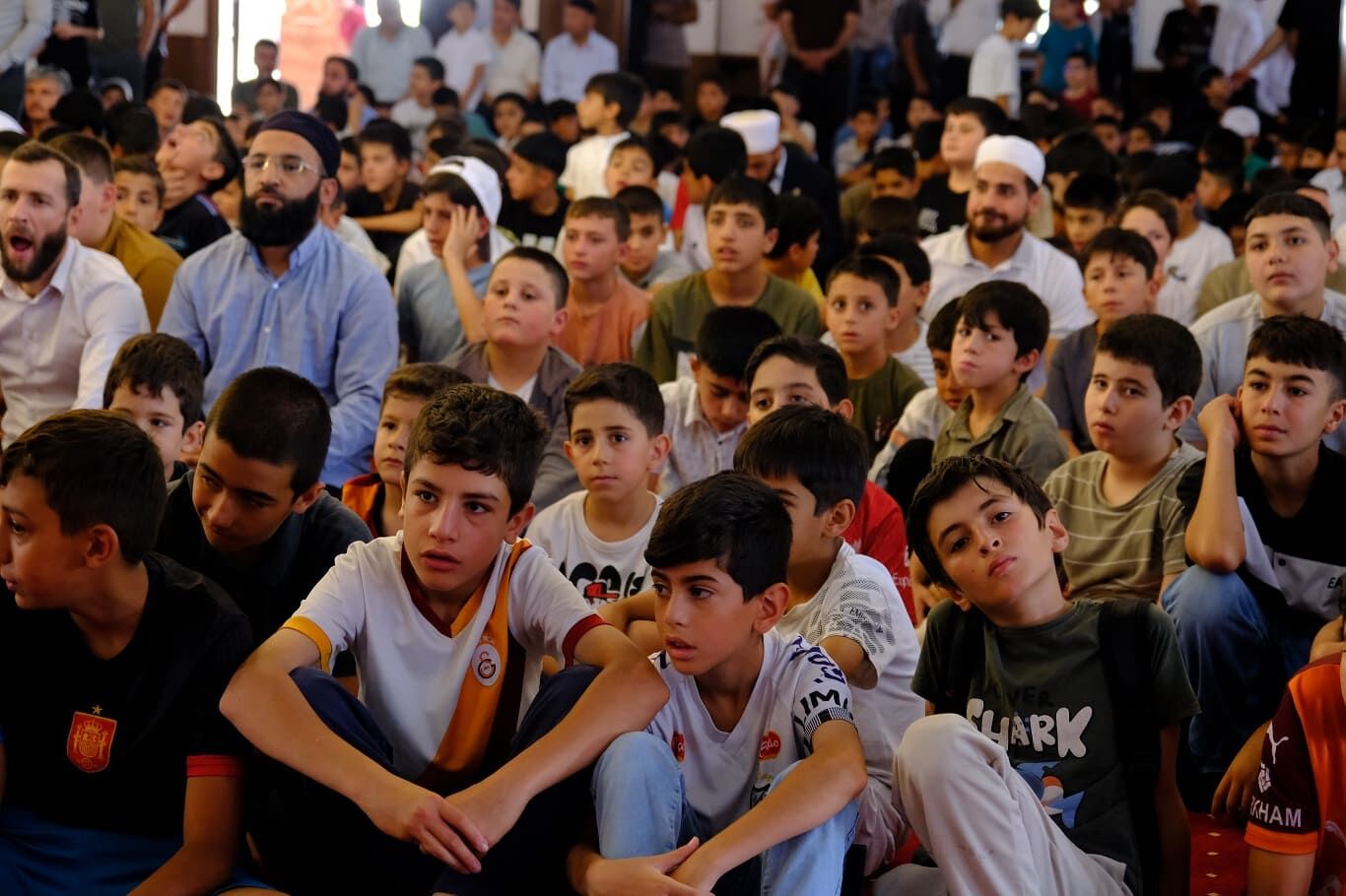 İpekyolu’nda Kur’an Kursları Görkemli Kapanış Programıyla Sona Erdi (17)
