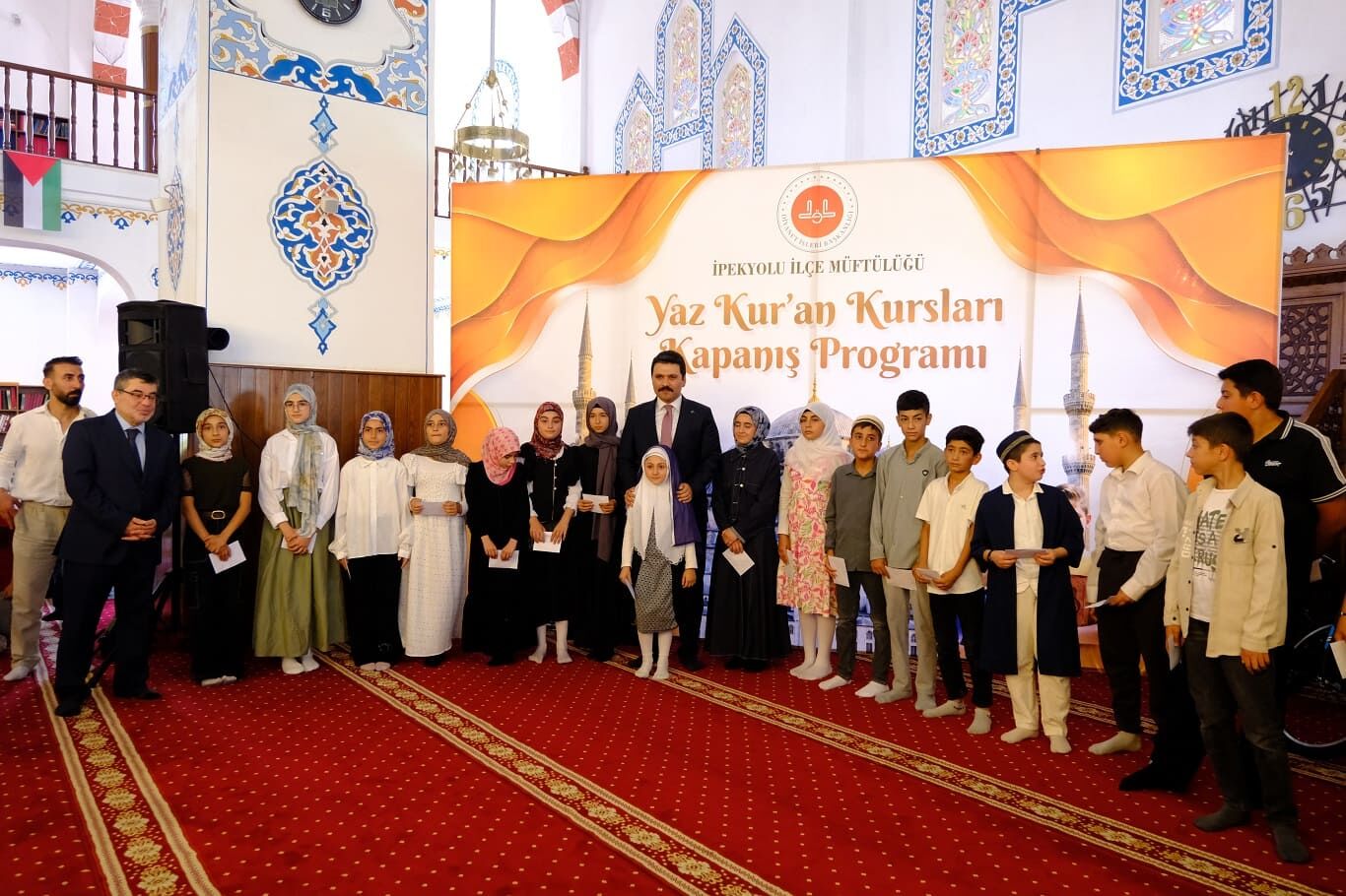 İpekyolu’nda Kur’an Kursları Görkemli Kapanış Programıyla Sona Erdi (3)