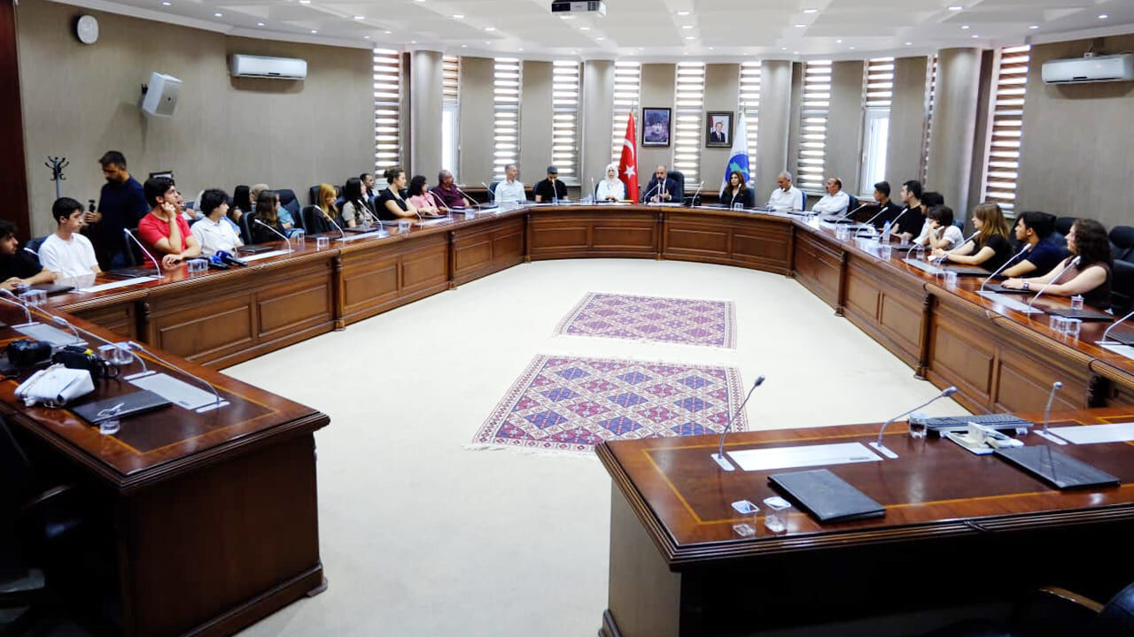 Mat Bi̇l Meyvelerini Verdi Vanlı Öğrenciler Türkiye'nin En Iyi Üniversitelerine Yerleşti (11)