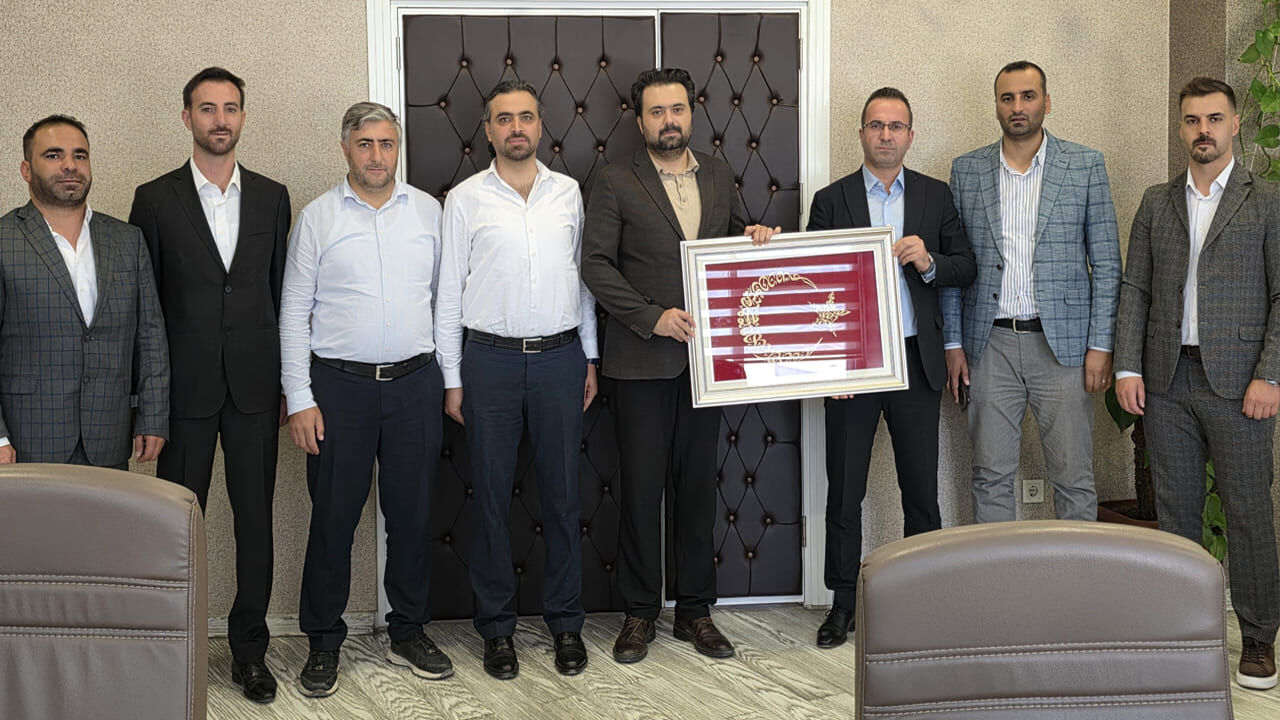 Sağlık Sen Van Şubesi’nden Müdür Tosun’a Ziyaret (2)