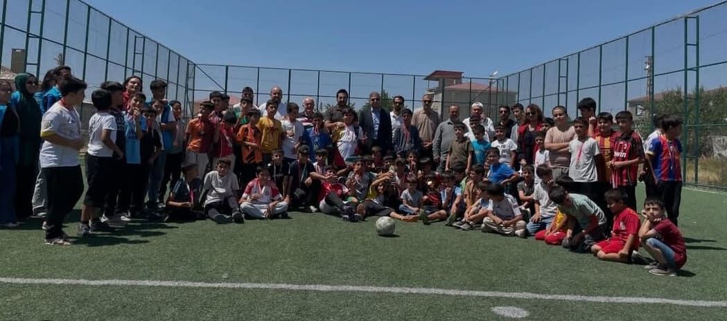 Tuşba’da Camiler Arası Futbol Turnuvası Düzenlendi (1)